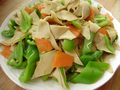  尖椒炒干豆腐