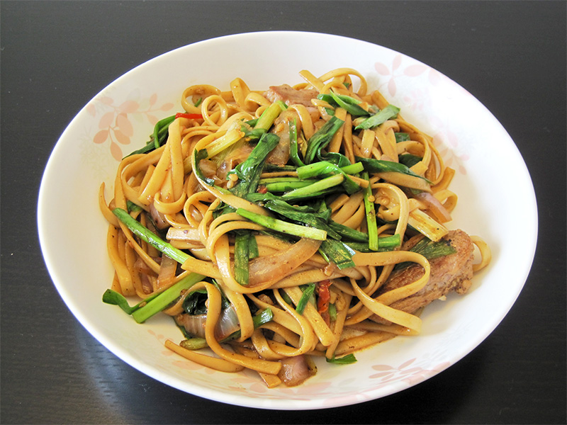  肉丝炒面